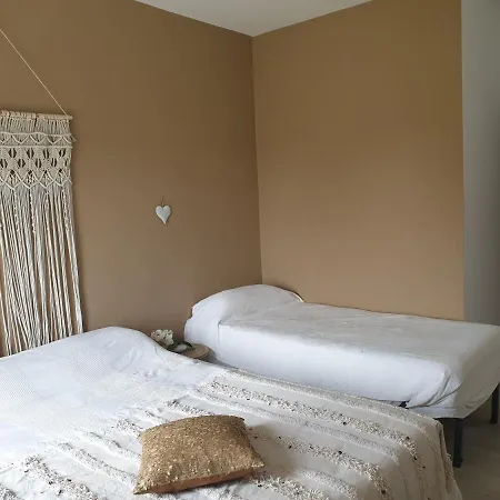 Oh! Cinnamon Beach 卡内拉岛